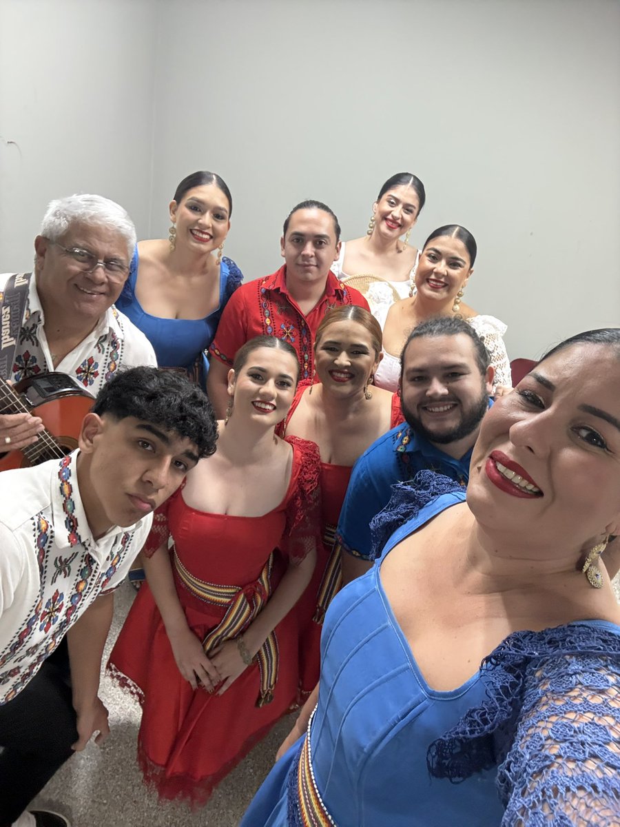 Nos preparamos para recibir tu día, querido Caacupé! Tierra bendita, cuna de nuestra fe y nuestro amor, hoy te rendimos homenaje con serenata y gratitud. VIVA CAACUPE 🟡🟢✨🎶