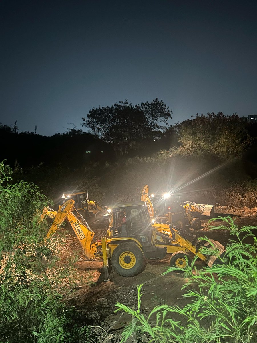 rb_jaat's tweet photo. Protecting nature matters!
#SaveHCUBioDiversity #SaveHCU
Let’s preserve the rich ecosystems of Hyderabad Central University for future generations.
Act now for a greener tomorrow!
#HCUForestMatters https://t.co/DNZh4slTRD