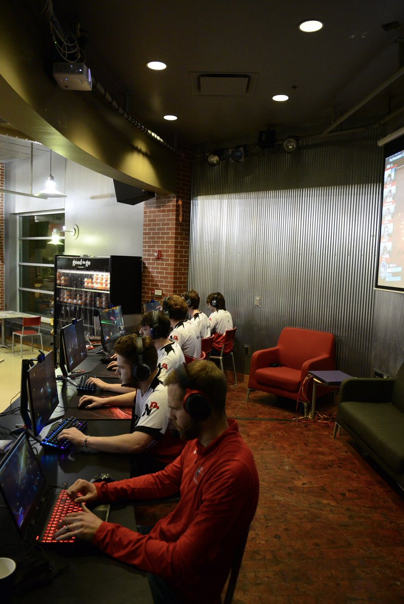 Gameday! Raiders are back in playoff action vs UC Santa Cruz!
Win or go home
8:30pm CST Start Time 
Watch here: twitch.tv/nwcesports
#Raiderstandout