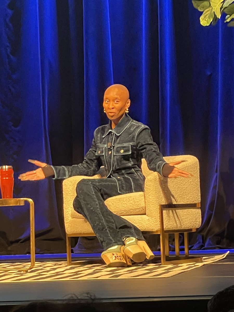 luuvsoobin's tweet image. CYNTHIA!!!