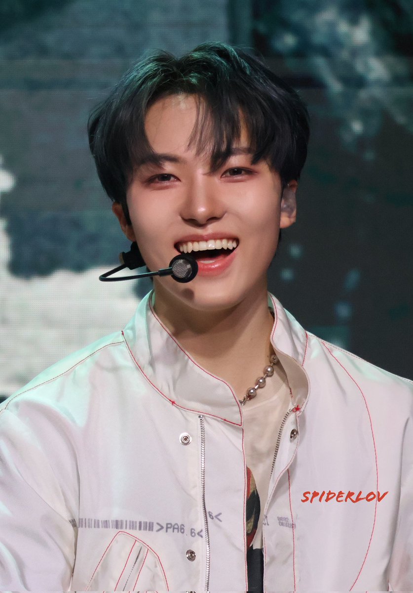 250403 쇼케이스 💗

그녀의 미소는 너무 귀여워요 🥹

#xikers #싸이커스
#정훈 #Junghoon