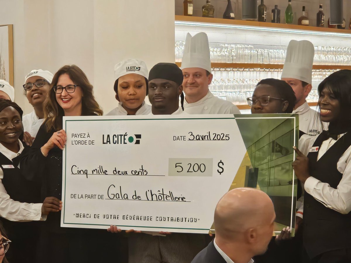 LA CITÉ (@collegelacite) on Twitter photo La 11e édition du Gala d’excellence de l’hôtellerie au <a href="/CollegeLaCite/">LA CITÉ</a> a célébré le talent, le travail et la passion qui
animent notre communauté étudiante
et professorale. 5200$ ont été récoltés ce soir pour offrir des bourses d’excellence! <a href="/lynncasimiro/">Lynn Casimiro, Bsc. Pht., Ph.D., CMP. (elle,elle)</a> #LaCitéRayonne La 11e édition du Gala d’excellence de l’hôtellerie au <a href="/CollegeLaCite/">LA CITÉ</a> a célébré le talent, le travail et la passion qui
animent notre communauté étudiante
et professorale. 5200$ ont été récoltés ce soir pour offrir des bourses d’excellence! <a href="/lynncasimiro/">Lynn Casimiro, Bsc. Pht., Ph.D., CMP. (elle,elle)</a> #LaCitéRayonne