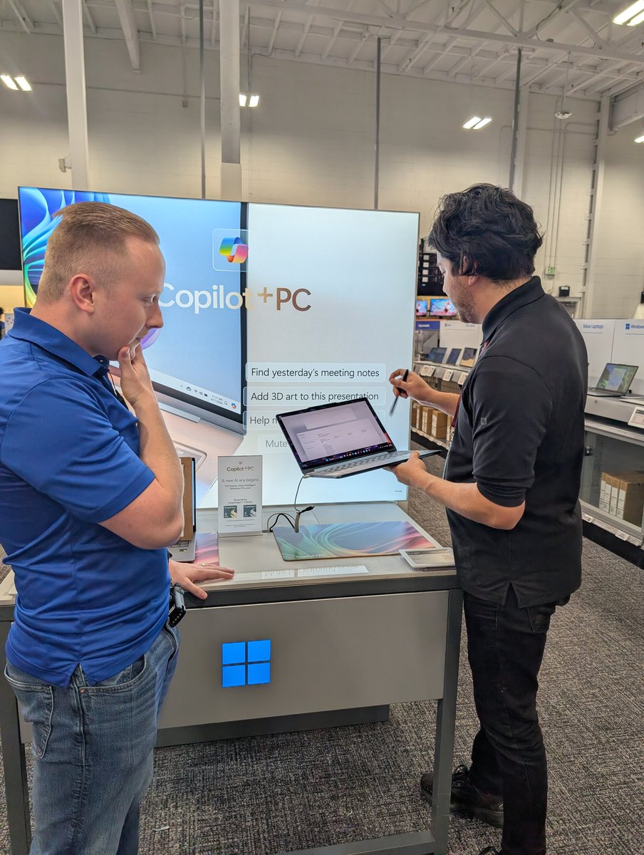 LenovoSoCal's tweet photo. Training on the all new Yoga 9i! #WeAreLenovo #PremiumStars https://t.co/jsmu6XZJf1
