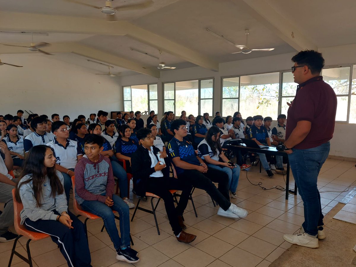 Coespoyuc's tweet photo. El Consejo Estatal de Población COESPO, a través del Programa Protégete, impartió la plática: "Prevención del embarazo adolescente" a 82 alumnos pertenecientes al COBAY Cacalchen como parte de los programas de prevención que ofrece la dependencia.

#COESPO #RenacimientoMaya https://t.co/k5LnOxMOje