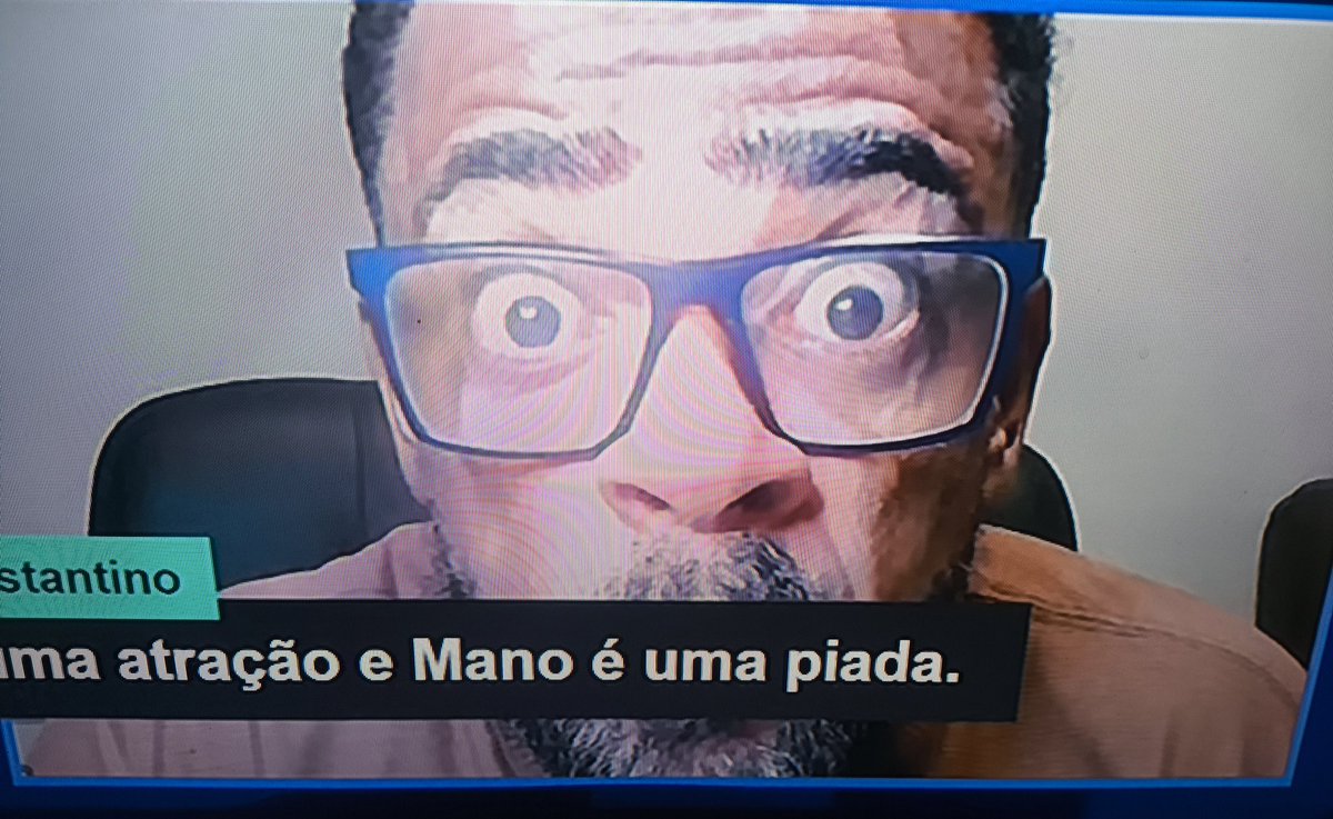 Quintino aloprando a galinhada
😆😅🤣😂😁😹
