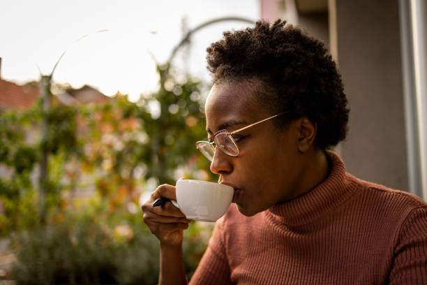 TeaAdvisoryPan's tweet photo. Get cafeina’tea’d. Studies show that drinking a cup of tea can help improve focus and mood thanks to the #L-theanine and #caffeine naturally present. https://t.co/kdcqz767ay More research is needed #selfcare #mindfullness #tea #teaforlife https://t.co/vGtjFby61x