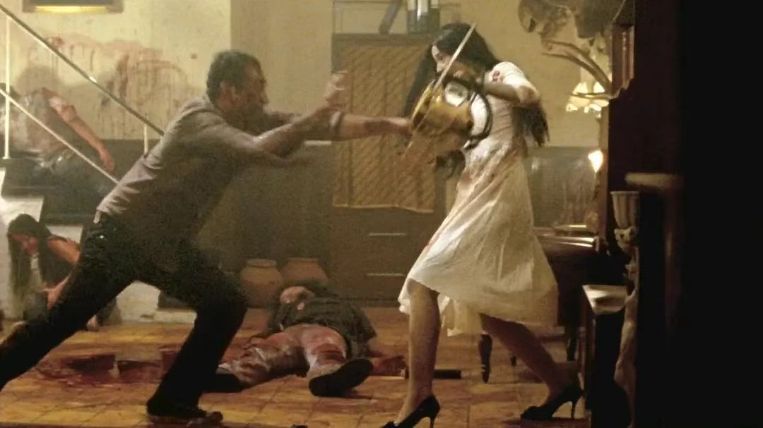 victorjackson01's tweet image. #Macabre

The ancient cannibal family hunted in an extremely simple way and successfully captured 6 brain-dead youths. The perverted Dara and his family seemed to be very brain-dead as well, but the feast of flesh and blood seemed to include them. Although the brain-dead youths