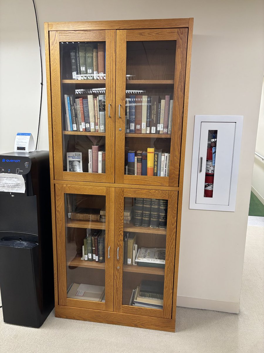 mkimmage's tweet photo. The library of Alexandria served for centuries as a place of scholarship and intellectual conversation until it fell victim to political vicissitudes and war; it remains a bright spot in historical memory. Photos of the great ⁦@kennaninstitute⁩ library; taken April 2, 2025. https://t.co/yx2oS3Z8qd