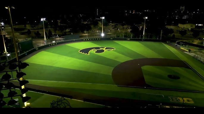 THREE days left to apply to be an Iowa Baseball Manager!

Apply now to help the #Hawkeyes move the needle⤵️
spr.ly/6014FTrsi

Applications are due by Sunday, April 6th at 11:59 pm CT