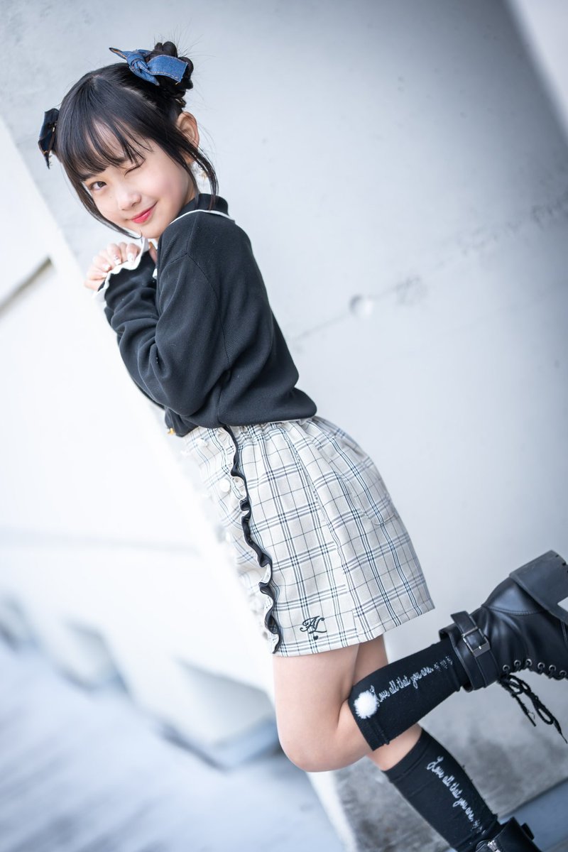 うらちゃん（JS3 ※撮影時JS2）帰りの通路でも😊 #うら #長崎超絶美少女