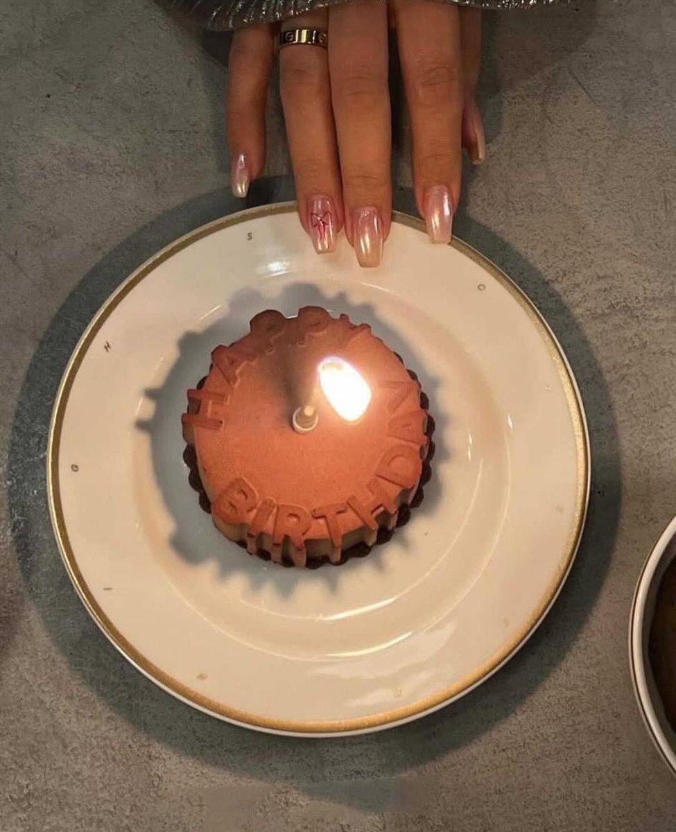 جمانة🍬 tweet media