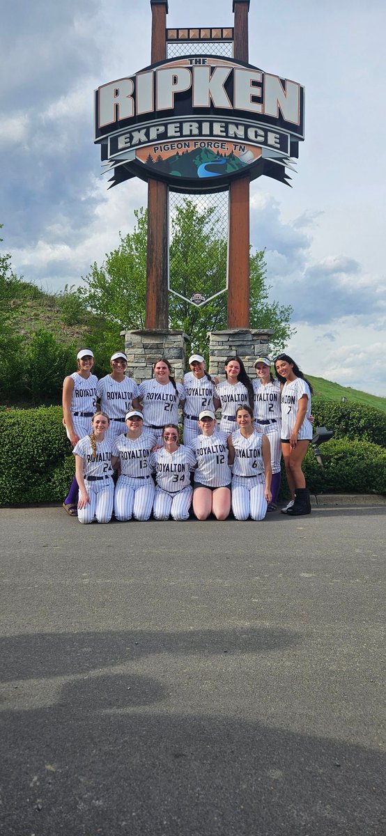 North Royalton Bears Softball tweet media