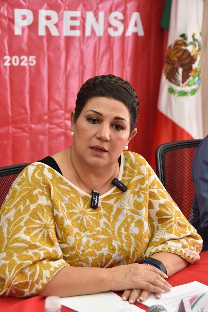 ¿Doble discurso en el <a href="/PRI_Nacional/">PRI</a> en #Oaxaca? El caso de <a href="/CarmelitaRicdzV/">Carmelita Ricardez</a>. 

En los últimos años, el PRI ha intentado proyectar una imagen de compromiso con las mujeres y de rechazo a cualquier tipo de violencia política de género. 

Sin embargo, la realidad interna del partido