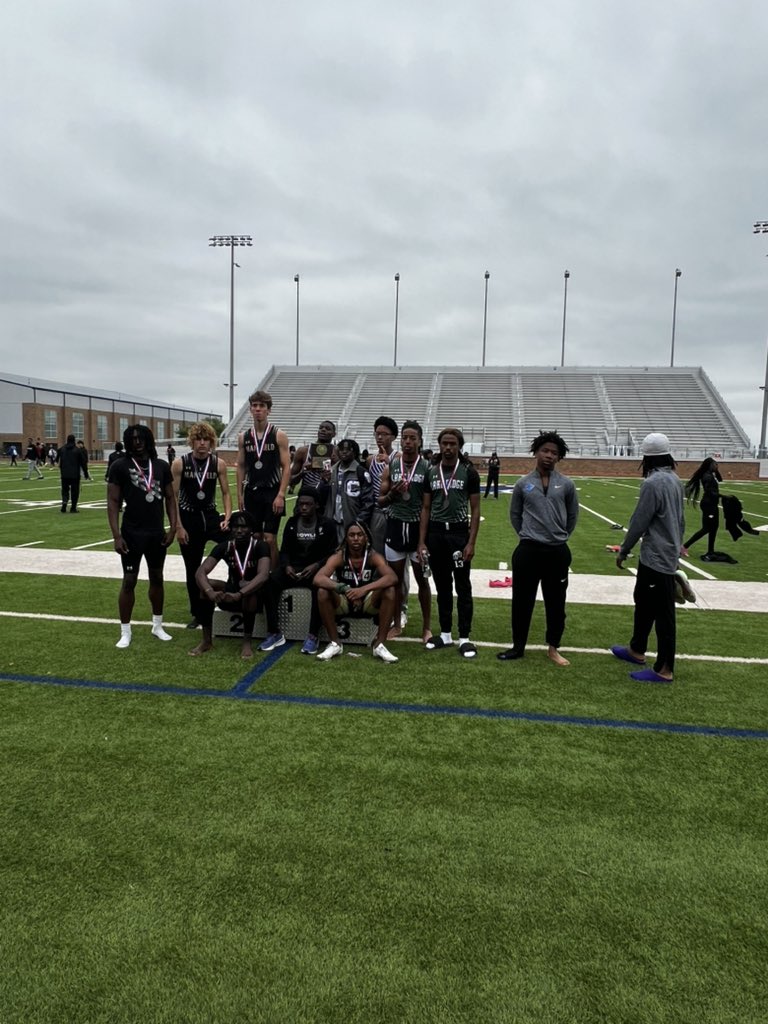 3rd place in the 4x400.