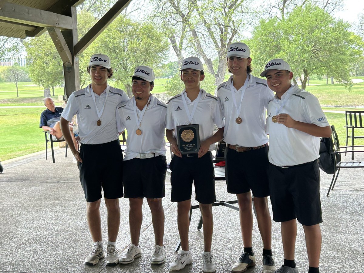 J3eremiah's tweet image. Pieces finally put together for out 6a district tournament.Shot 82 75 and solo 7th out of a field of 60 players.Our team placed 3rd and was a fun 1st season with the guys. Summer season loading..