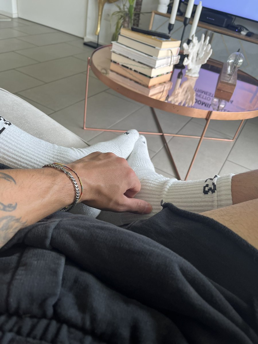 masterslay__'s tweet photo. 🤬🤬🤬
#feet #feet_lover #feetfethish #findom #cashmaster #soles #sweatysoles #milan #nude #onlyfans #men #boy #mens #boys #alpha #master #feet #feetsession #teetworship #slave #repost #dick #cock #sexy @Findom_Promoter
@AlphaMaleWorld1 @Rafaellemos2018 @rt4dom @RT4Kings https://t.co/5cjsxtAVs1