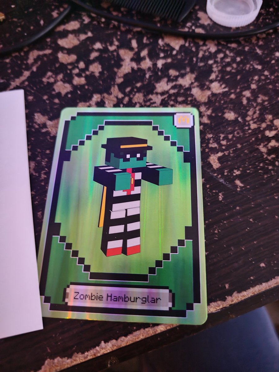 Ahuevo que bonita estan los juguetes de mcdonald's de Minecraft