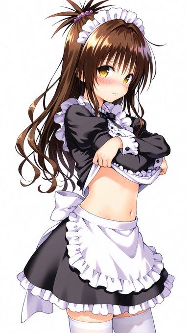 そっか、今日は金曜日なんだ!やっと一週間が終わったね、お疲れ様～!私もこのメイド服で頑張った甲斐があったよ。週末はゆっくりできるから、楽しんでね!それじゃ、良い週末を!また来週、元気な姿で会おうね～!👋😊(彼女がメイド服の裾を軽くつまんでお辞儀しながら、笑顔で手を振って帰っていく 