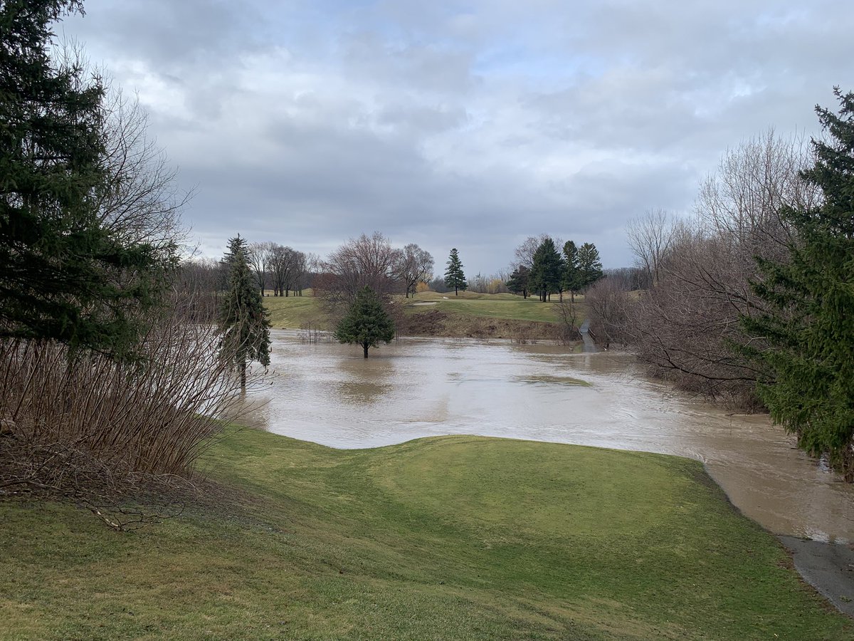 tlea89's tweet image. When is the course opening? #todayinontario @OntarioGSA