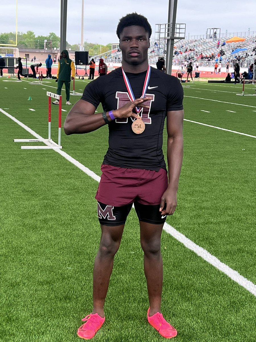 Regional Qualifier in the 400 <a href="/lockdowndavid/">David Okorie</a> ‼️