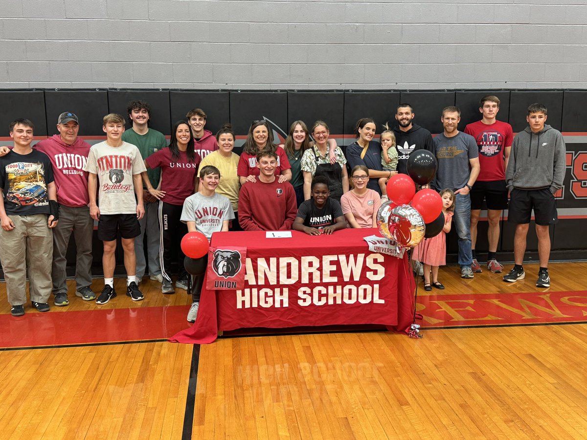 TyWClark (@tywallaceclark) on Twitter photo I am excited to announce I am committed to <a href="/UUAthleticsMB/">Union University Men's Basketball</a> in the fall. I am so thankful for this opportunity and this school is exactly where I am called to be. A huge thank you to my teammates and coaches for pushing me to be the best I can be. Go Bulldogs I am excited to announce I am committed to <a href="/UUAthleticsMB/">Union University Men's Basketball</a> in the fall. I am so thankful for this opportunity and this school is exactly where I am called to be. A huge thank you to my teammates and coaches for pushing me to be the best I can be. Go Bulldogs