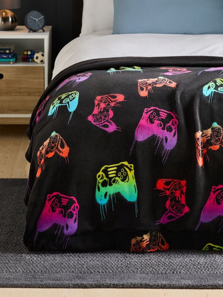 Next collections 2025   Black Drippy Gamer Super Soft Fleece Blanket
Don't  miss out check it now:gogotu.site/mSqlj
#DigitalMarketing #SocialMediaMarketing #FacebookAds #ContentMarketing #MarketingStrategy #OnlineMarketing #BrandAwareness #SocialMediaTips #BusinessGrowth