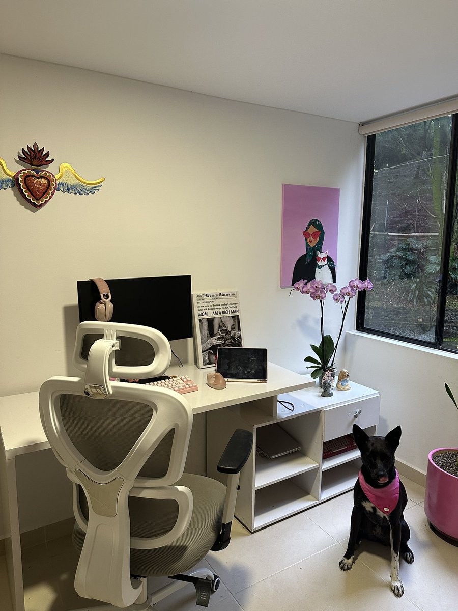 estefierritox's tweet photo. Y que viva el home office 💗💋 https://t.co/1TDs1vW3Qr