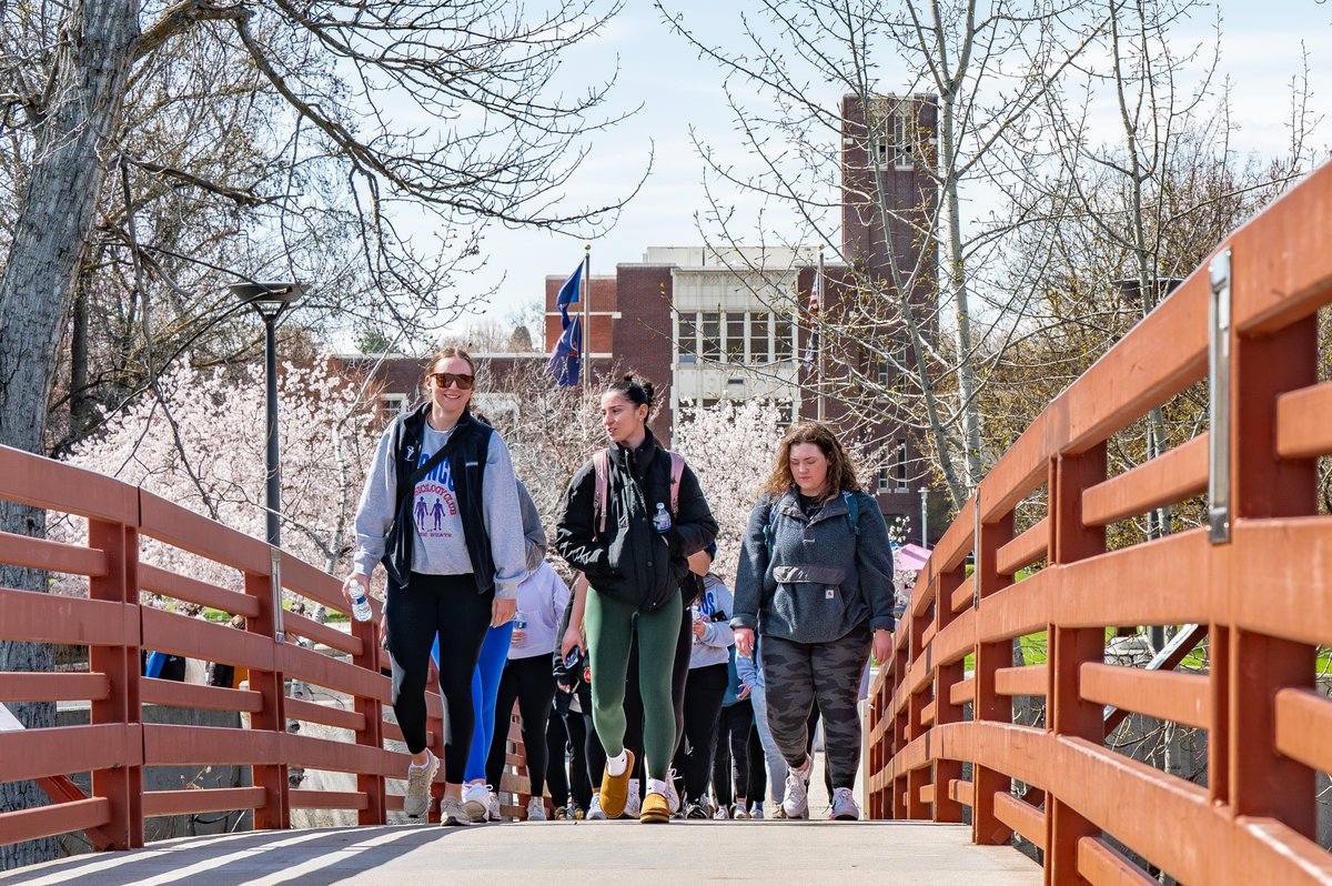 BoiseState's tweet photo. Broncos on the move 💙👟🧡

#BoiseState recently joined Exercise is Medicine® On Campus, a nationwide program sponsored by the American College of Sports Medicine @ACSMnews. to promote physical activity among students, faculty and staff. 

@BoiseStateCOHS. https://t.co/AxfuGgTNkJ