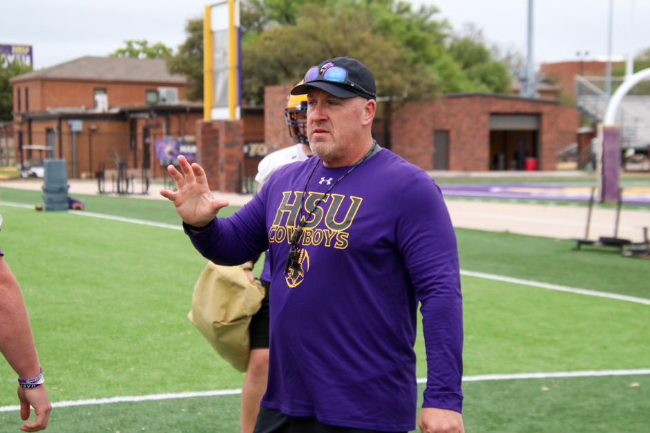Hardin-Simmons Cowboy Football tweet media