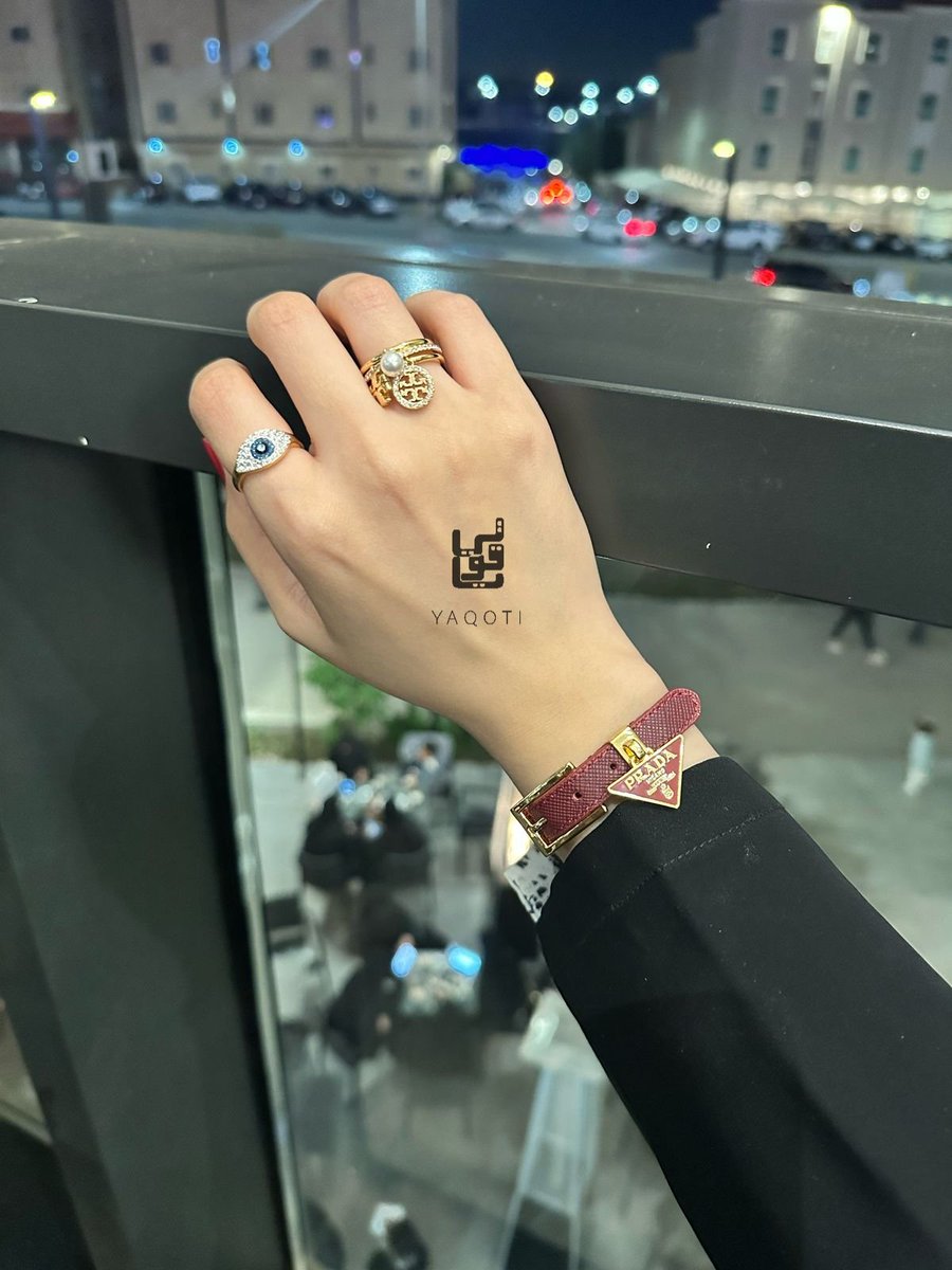 انتهت غيبوبة العيد،، تنتظركم ايام جميلة بإذن الله 🖤🤍