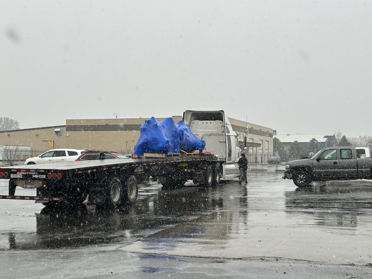 MRLequipment's tweet image. April 3rd, and we have had sun, rain, and now snow, I think mother nature is confused! One thing is constant though, MRL is shipping equipment!

#mrlequipment #markritelines #minimac #linestriping