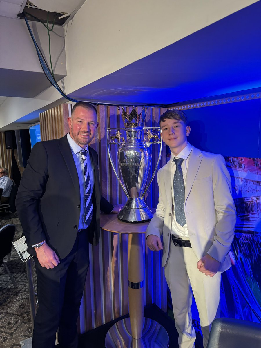 nat9426's tweet image. We didn’t fuck about in 90s! 🔹▫️
@alanshearer @chris_sutton73 @kevingallacher8