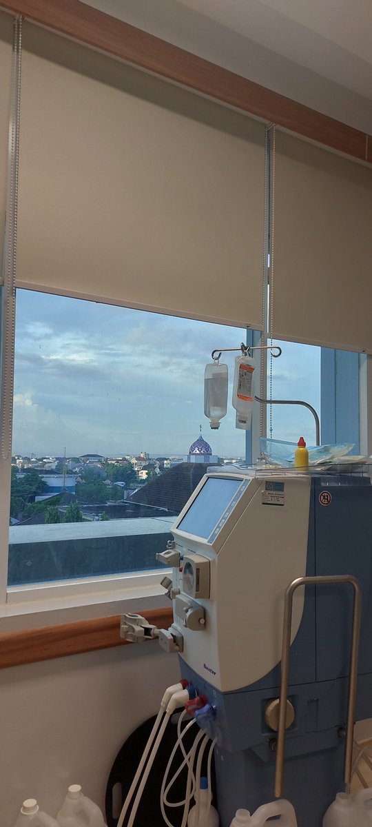 Hidup terus berjalan, menuju ke gerbang akhir yaitu kematian. Aku.. tak mau menjadi manusia yang merugi terus menerus..