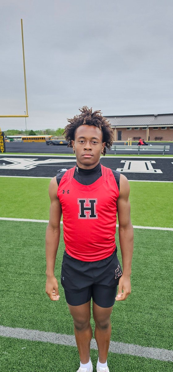 10-6A JV Boys 
300m Hurdles 
3rd- Shawn Gary