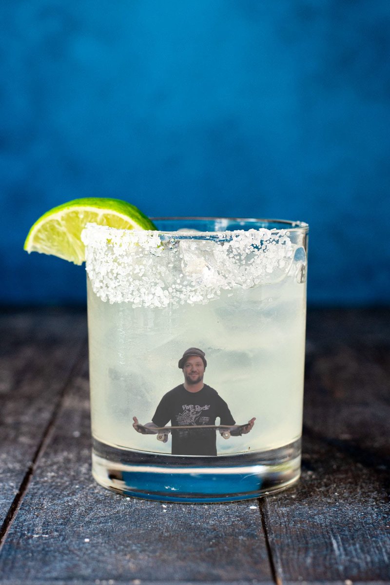 Dxckfarmdunn's tweet photo. Getting lit off that bam margarita https://t.co/D2td41AlDU