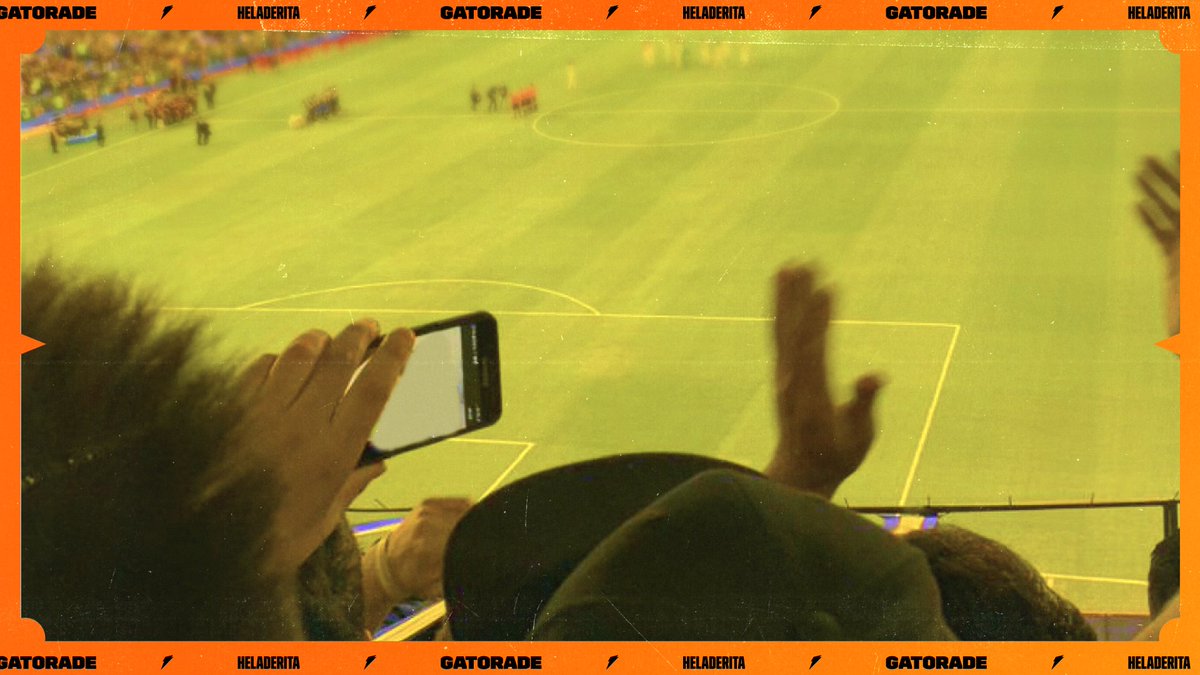 Gatorade Argentina (@gatoradearg) on Twitter photo Todo el partido alentando a Boca y el gol lo meten en el otro arco. Puede pasar.
Viví el próximo partido desde la #HeladeritaGatorade
Arrobá a <a href="/promo_gatorade/">Heladerita de Gatorade</a> con una foto desde la Bombonera escribiendo en qué sector estabas. Todo el partido alentando a Boca y el gol lo meten en el otro arco. Puede pasar.
Viví el próximo partido desde la #HeladeritaGatorade
Arrobá a <a href="/promo_gatorade/">Heladerita de Gatorade</a> con una foto desde la Bombonera escribiendo en qué sector estabas.