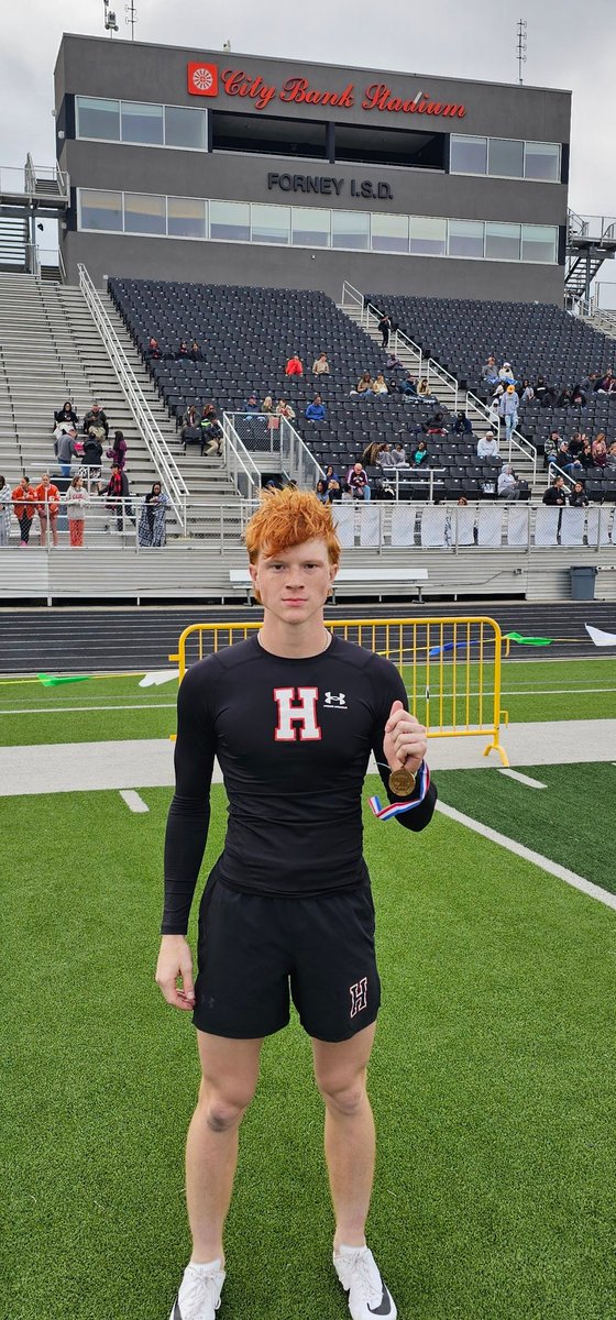 10-6A JV Boys 
200m Dash
3rd- Luke Gatzke