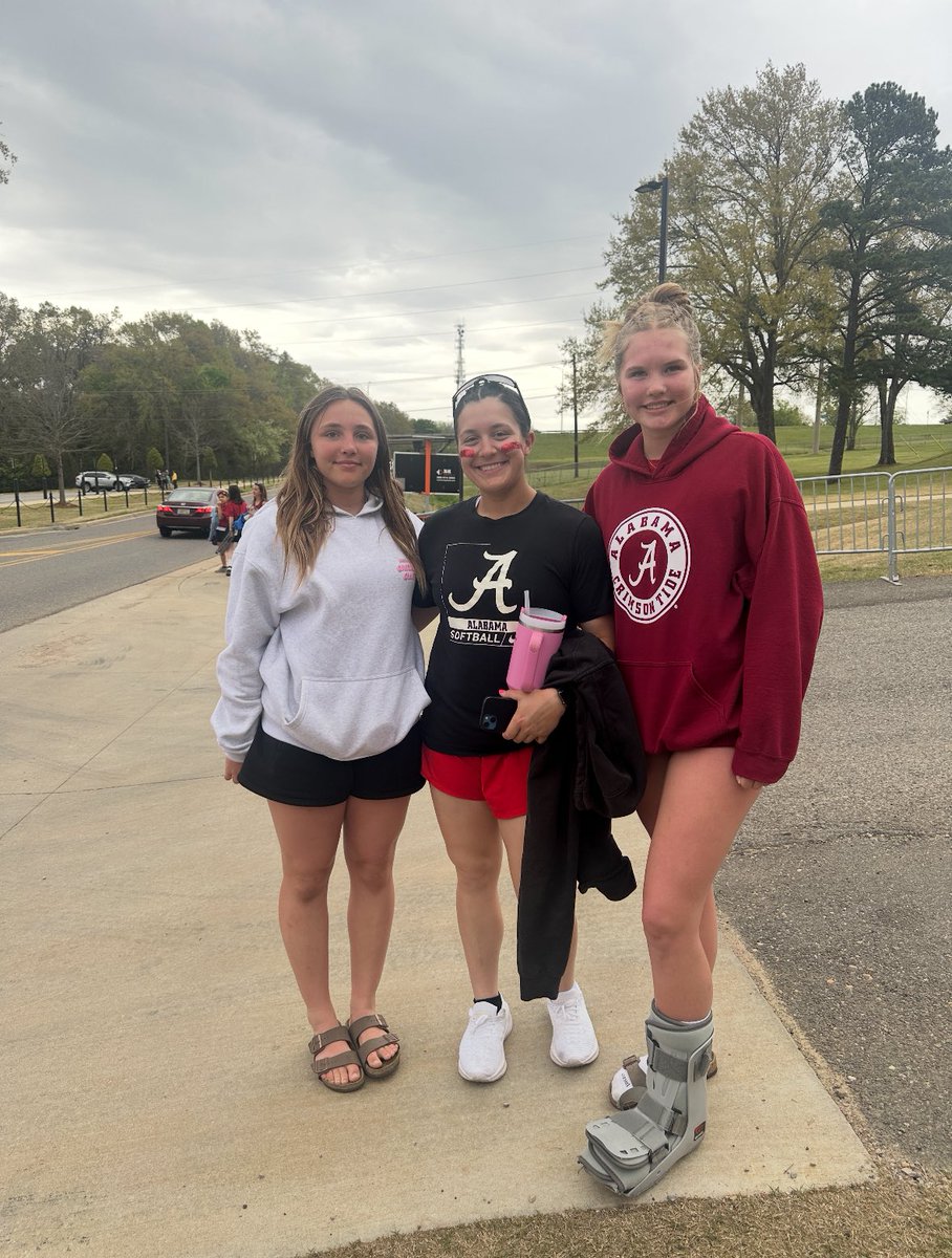 LewCami14's tweet image. Loved seeing @AlexisPupillo this past weekend in AL. We love supporting and watching you do what you love! I can’t wait to work with you when you come home!