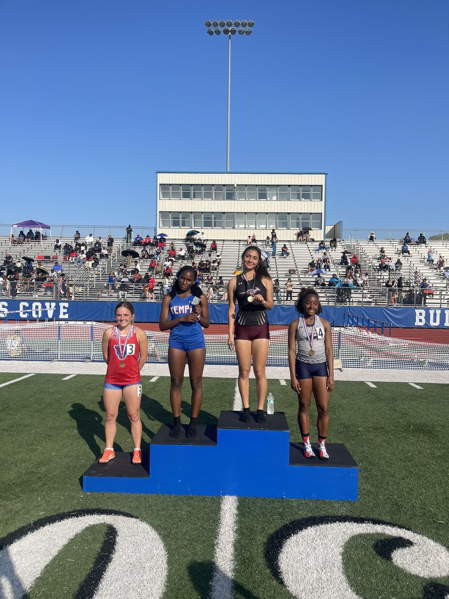 2025 District 12-6a  800m Champion is <a href="/jenniferl_964/">Jennifer Lozano</a> 

Ticket Punched to Area!!