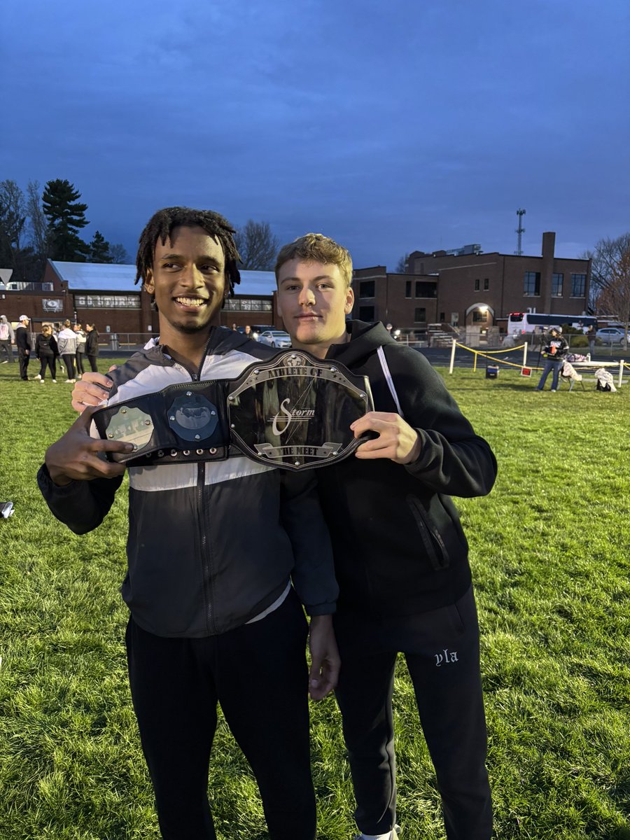 Cortez Phelps and Ian Church are Co-Athletes of the Meet to start outdoor season!
Both with 3 🥇 
⚡️⚡️⚡️🐄