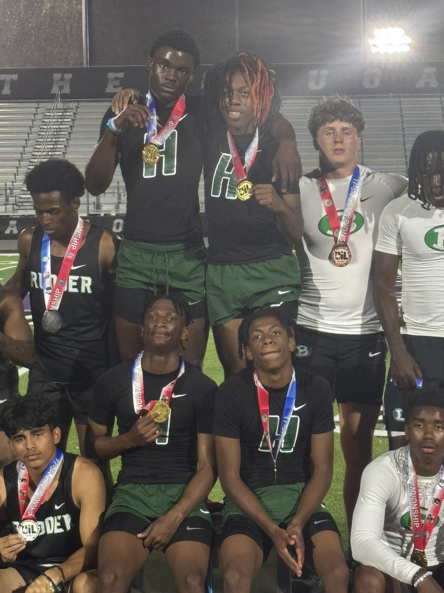 Todd Moebes (@coachmoebes) on Twitter photo DISTRICT CHAMPIONS in the 4x400 meter relay!!
<a href="/_HuntsvilleFB_/">Huntsville Hornet Football</a> <a href="/HISDHornets/">HUNTSVILLE ISD</a> <a href="/hhsmainoffice/">HornetNation</a> DISTRICT CHAMPIONS in the 4x400 meter relay!!
<a href="/_HuntsvilleFB_/">Huntsville Hornet Football</a> <a href="/HISDHornets/">HUNTSVILLE ISD</a> <a href="/hhsmainoffice/">HornetNation</a>