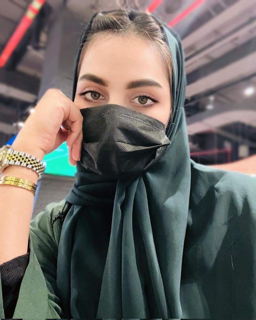 فيه حد صاحي نسولف مع بعض او الكل نايمين؟! 😇