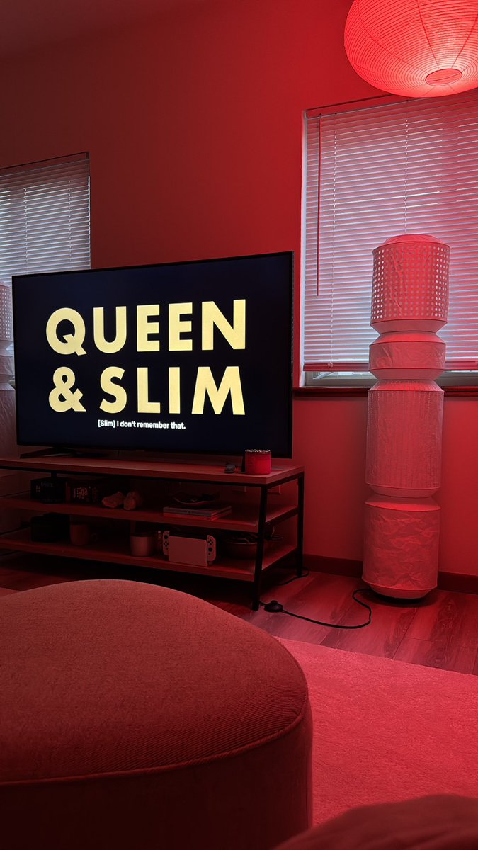 haonahs's tweet photo. Decided to rewatch Queen &amp; Slim and 14 minutes in I’m bawling. The black experience is so painful, so beautiful, so hard. But I wouldn’t want to be any other color. https://t.co/swmOoOuav9
