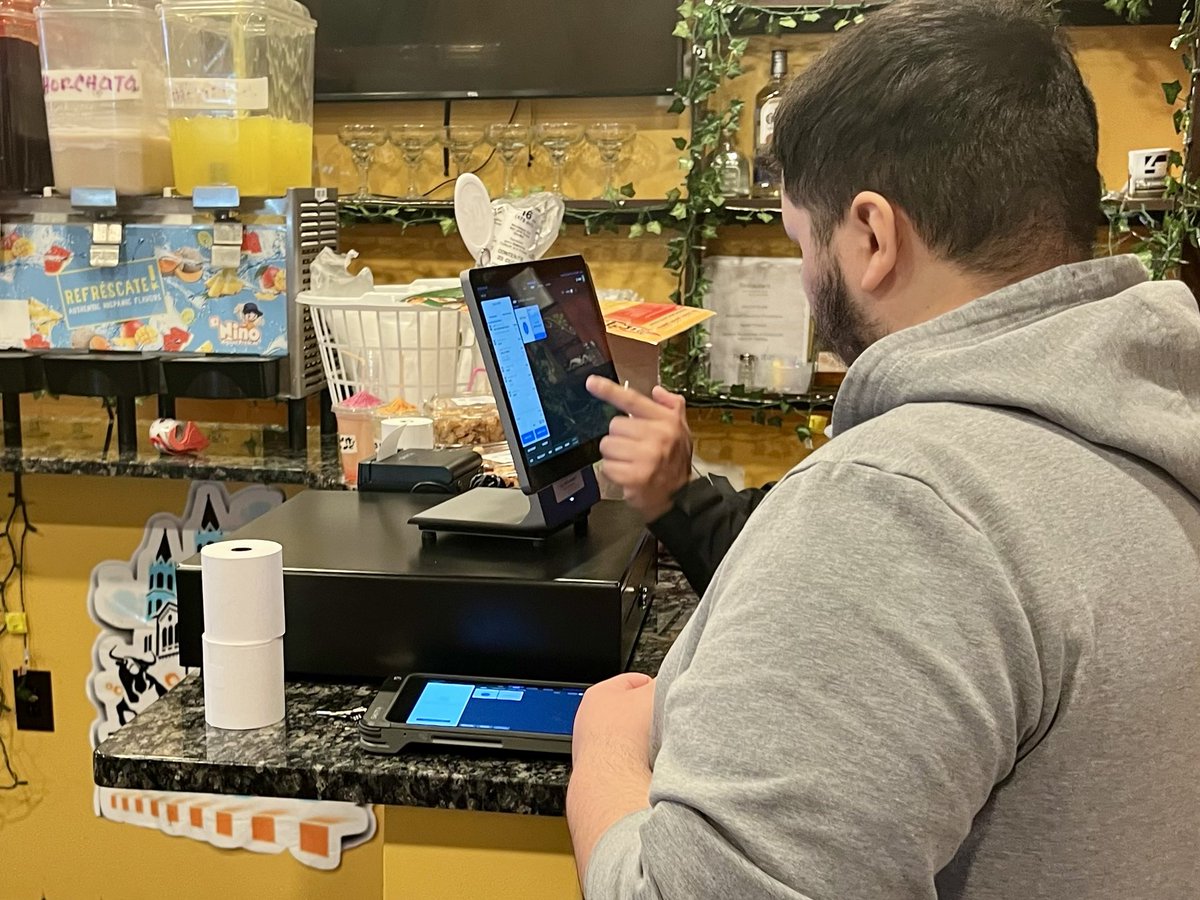 mehank110's tweet photo. Big tech meets big flavor! EL Taco Loco in Silver Spring, MD just leveled up with the high-tech @SkyTabPOS by @Shift4 for faster, smoother service. #RestaurantTech #SilverSpringEats #TacoLovers #SkyTab #Shift4 #FoodieNews https://t.co/OKcQjXy6da
