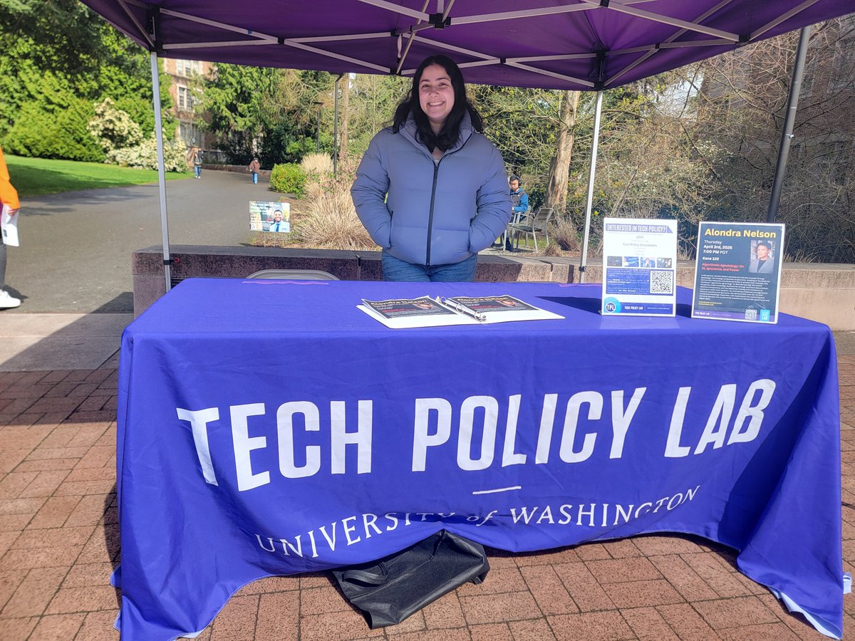 TechPolicyLab's tweet image. We love our interns! They've been tabling all week promoting TONIGHT's Distinguished Lecture with @alondra! Hope to see you at 7:00!