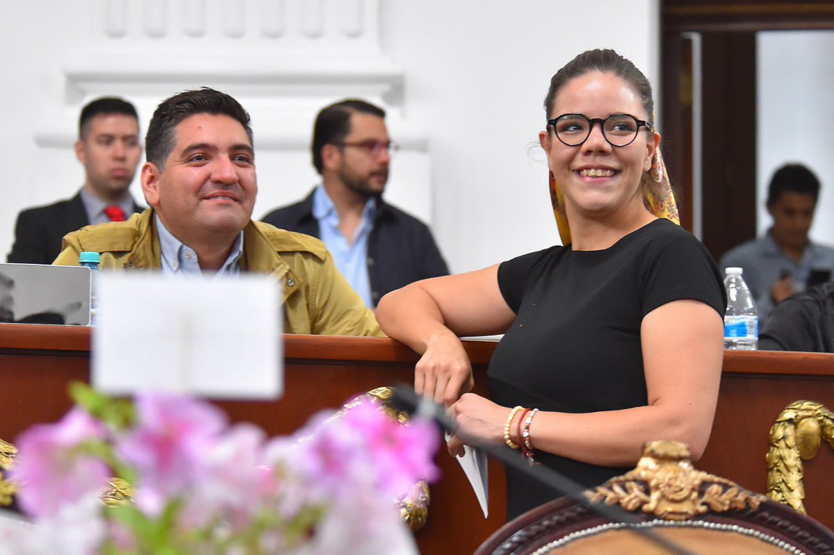 Roy Torres (@royfid) on Twitter photo Abril es en México, el mes dedicado a las infancias. En la #BancadaNaranja y <a href="/MovCiudadanoMX/">Movimiento Ciudadano | Movimiento Naranja</a> sabemos que legislar pensando en ellas es vital para el futuro que queremos construir. 
Por eso acompañé a mis compañeras en 2 iniciativas que presentaron ante el <a href="/Congreso_CdMex/">Congreso de la Ciudad de México</a>.
Va 🧵 Abril es en México, el mes dedicado a las infancias. En la #BancadaNaranja y <a href="/MovCiudadanoMX/">Movimiento Ciudadano | Movimiento Naranja</a> sabemos que legislar pensando en ellas es vital para el futuro que queremos construir. 
Por eso acompañé a mis compañeras en 2 iniciativas que presentaron ante el <a href="/Congreso_CdMex/">Congreso de la Ciudad de México</a>.
Va 🧵