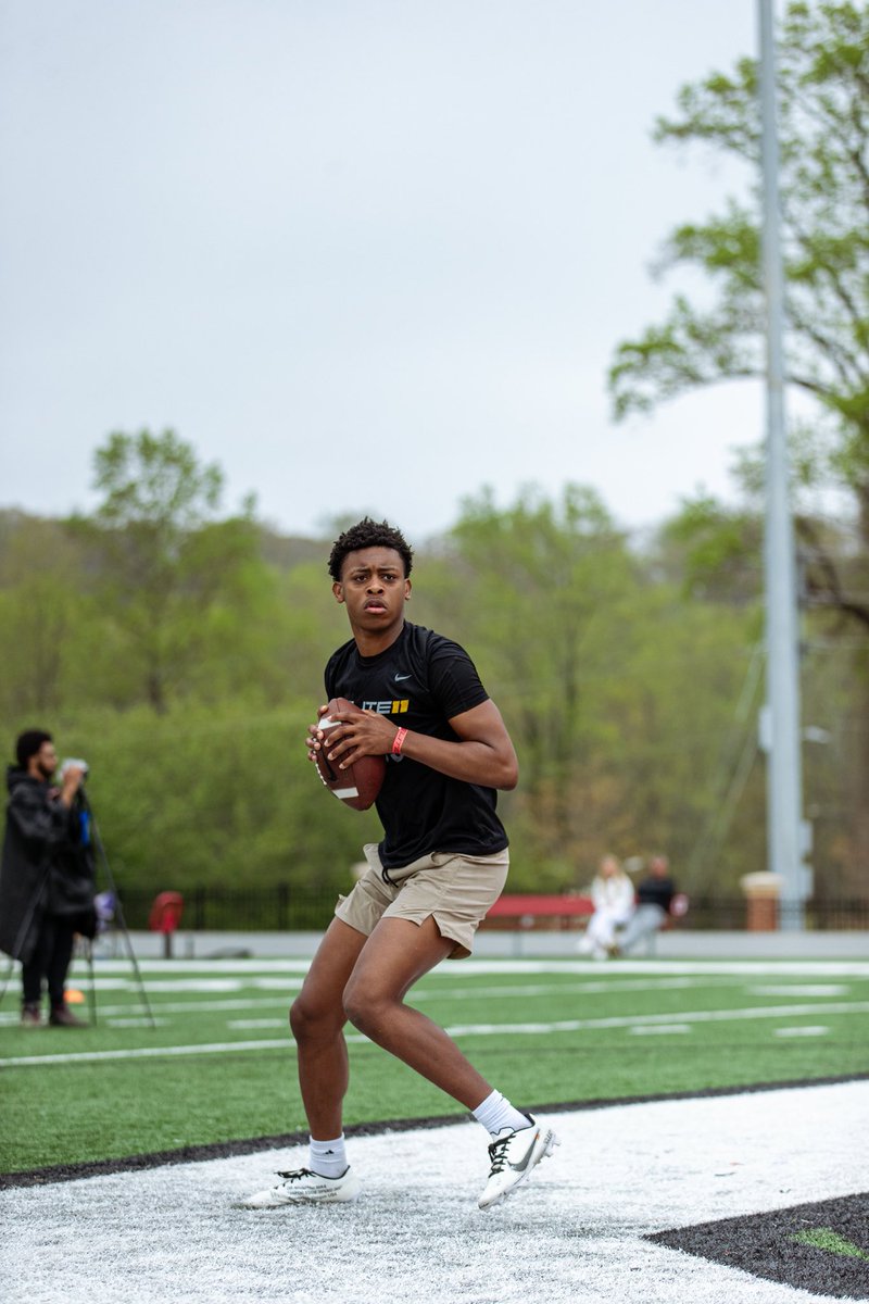 braylnA's tweet image. Some pictures from elite 11🙏🏽

@MiltonEagles_FB