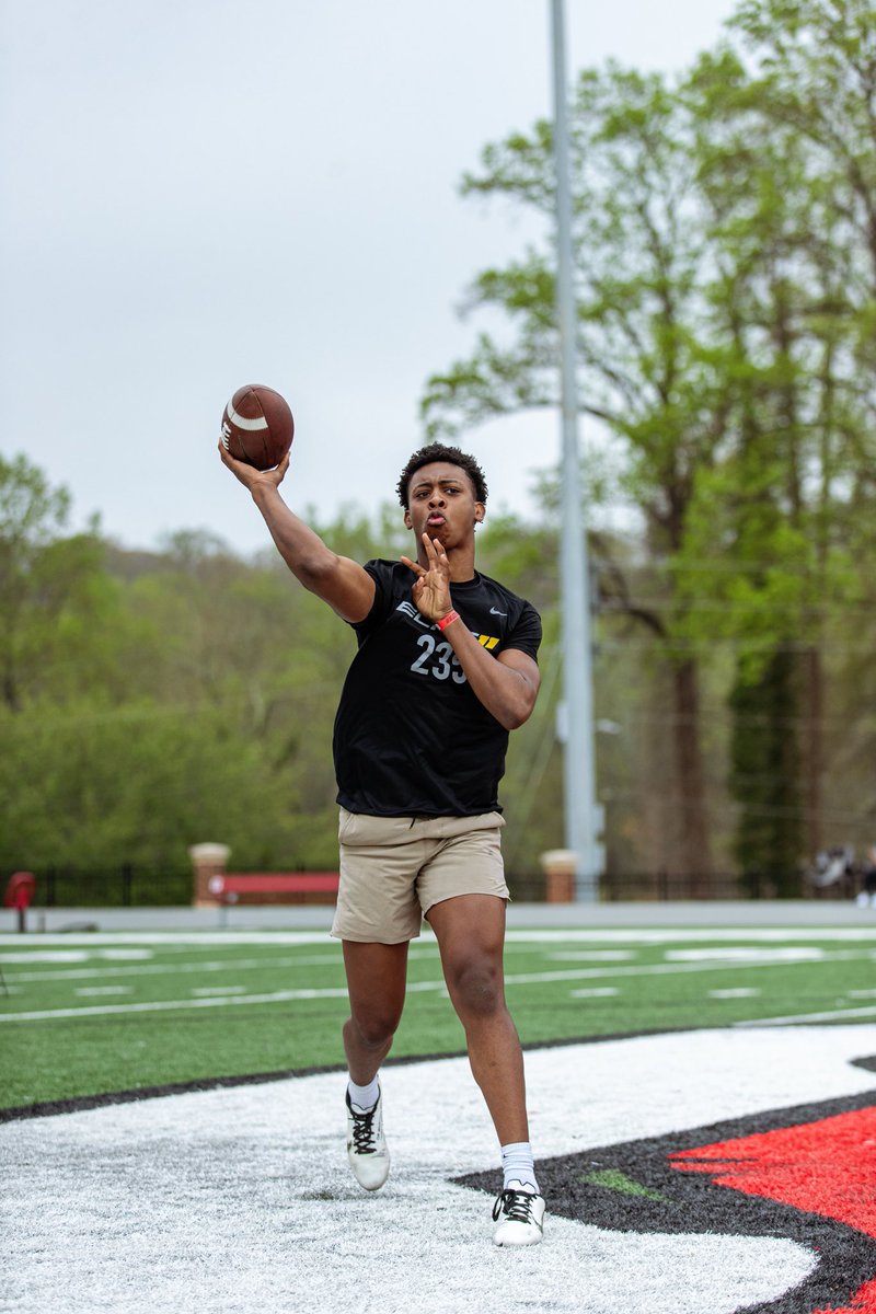 braylnA's tweet image. Some pictures from elite 11🙏🏽

@MiltonEagles_FB