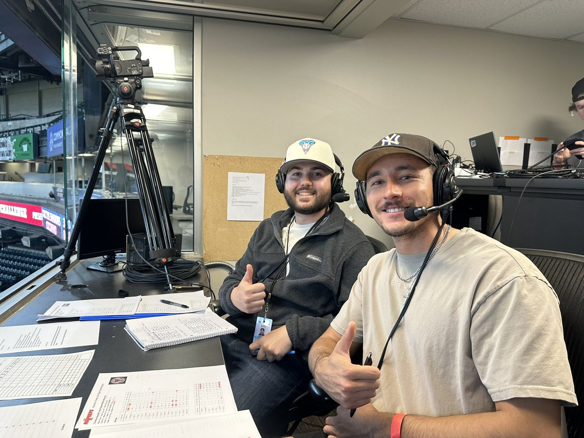 Coconino Panthers vs. Cactus Shadows Falcons⚾️
@ Chase Field
🕰️ 2:58 Pm First Pitch
🌥️ 66°
