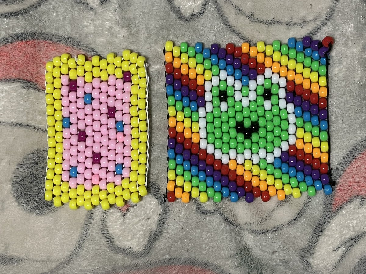 hi im selling kandi! check out my carrd and insta!! dm me if you are interested in buying, im taking commissions! 
please share and rt, im disabled so the money goes to my meds and bills :)
bugkandi.carrd.co